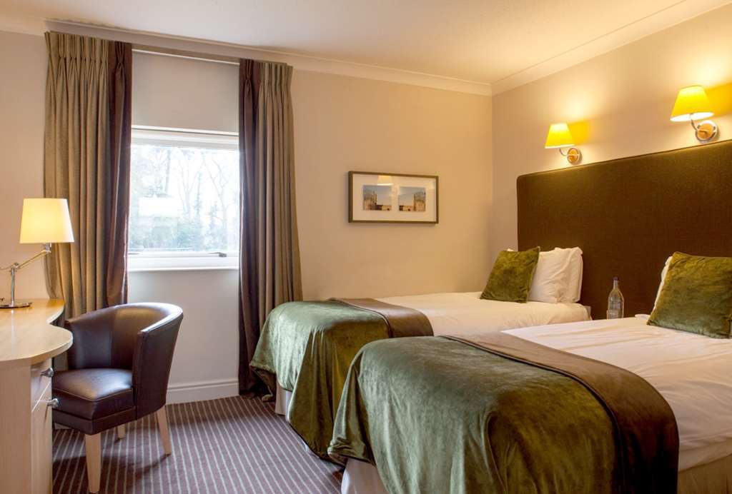 Milton Hill House Hotel Steventon Room photo